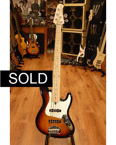 Lakland Joe Osborn 5 (Sunburst)